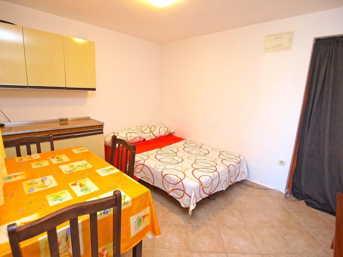 Apartments Ivan 41 Pula Extérieur photo